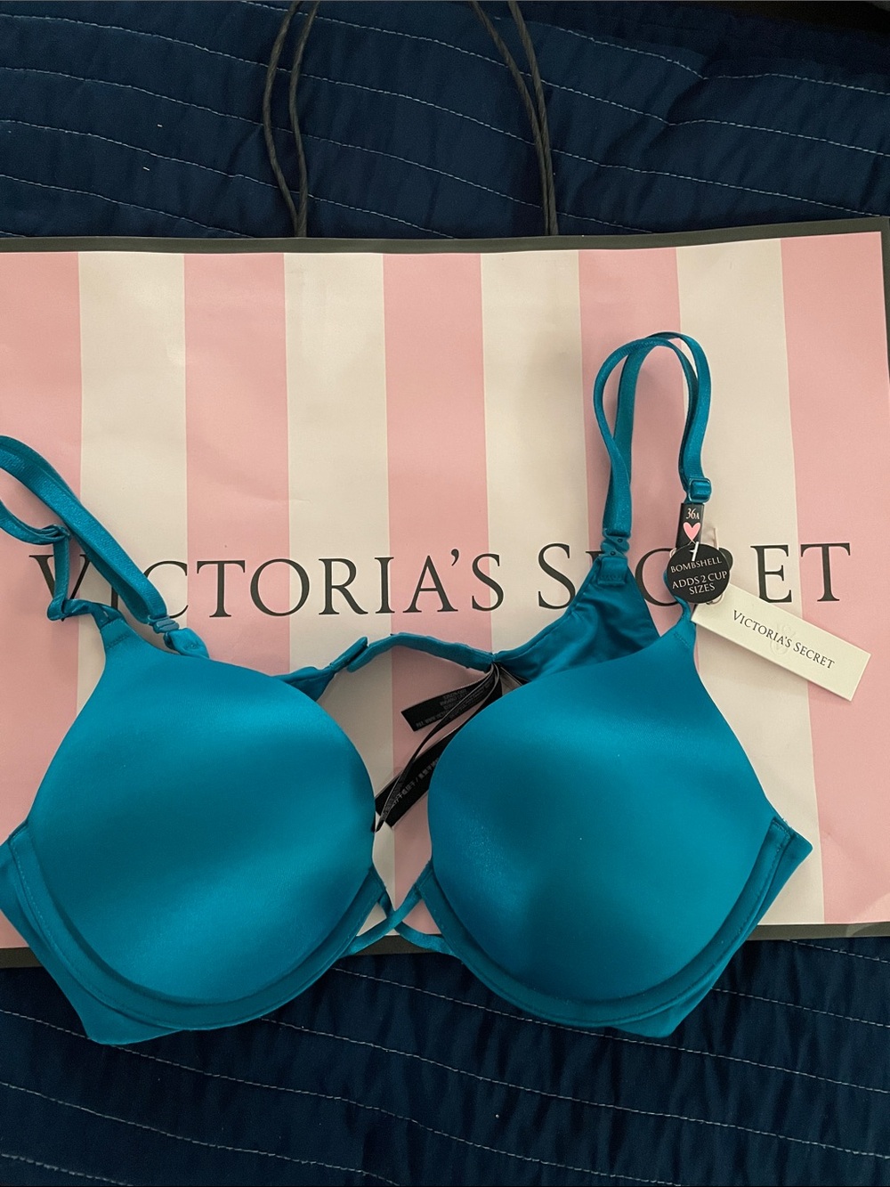 Victoria's Secret Bombshell Teal Convertible Push-Up Bra